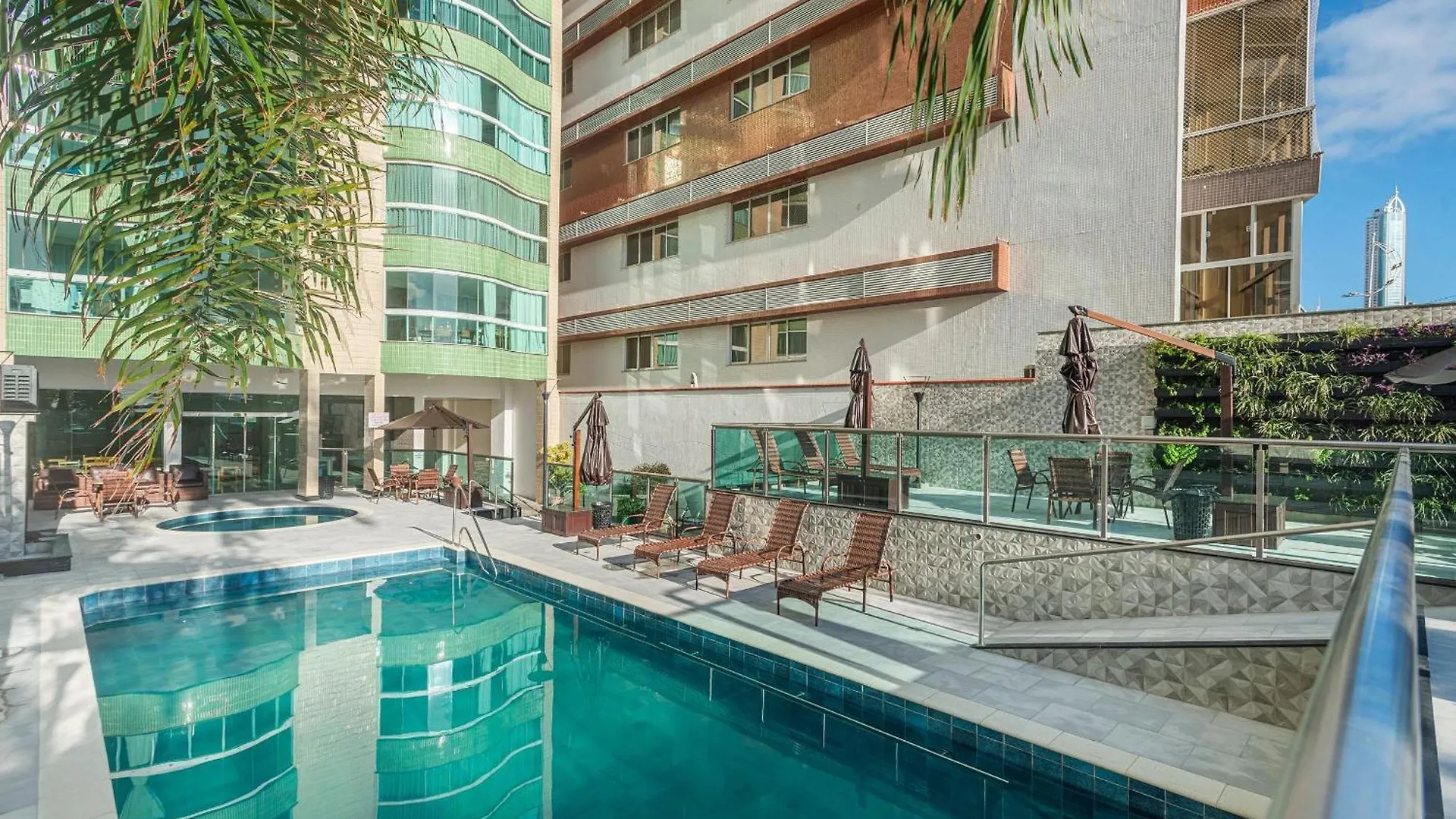 Tatil Evi Itnc013 - Avenida Atlantica | Amplo Ape Com 3Q+3Wc Villa Balneario Camboriu Brezilya
