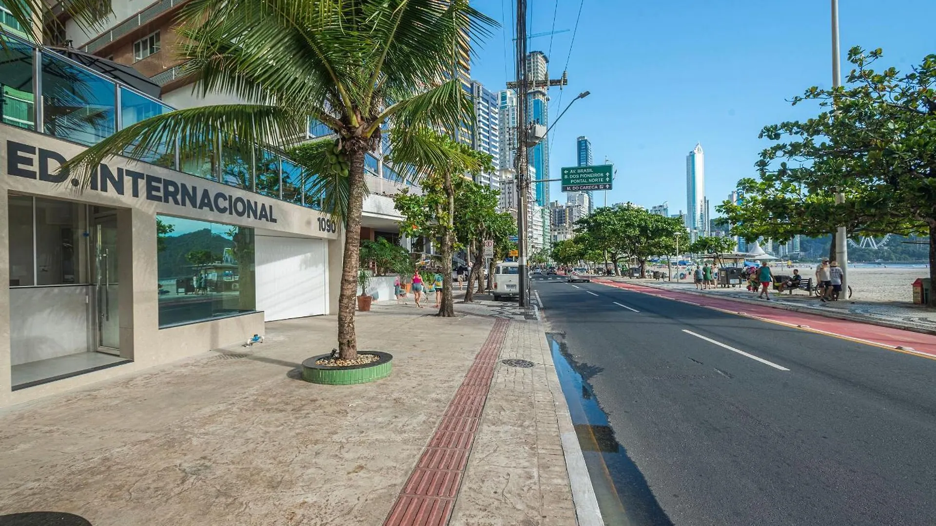 Villa Itnc013 - Avenida Atlantica | Amplo Ape Com 3Q+3Wc Balneário Camboriú 0*,