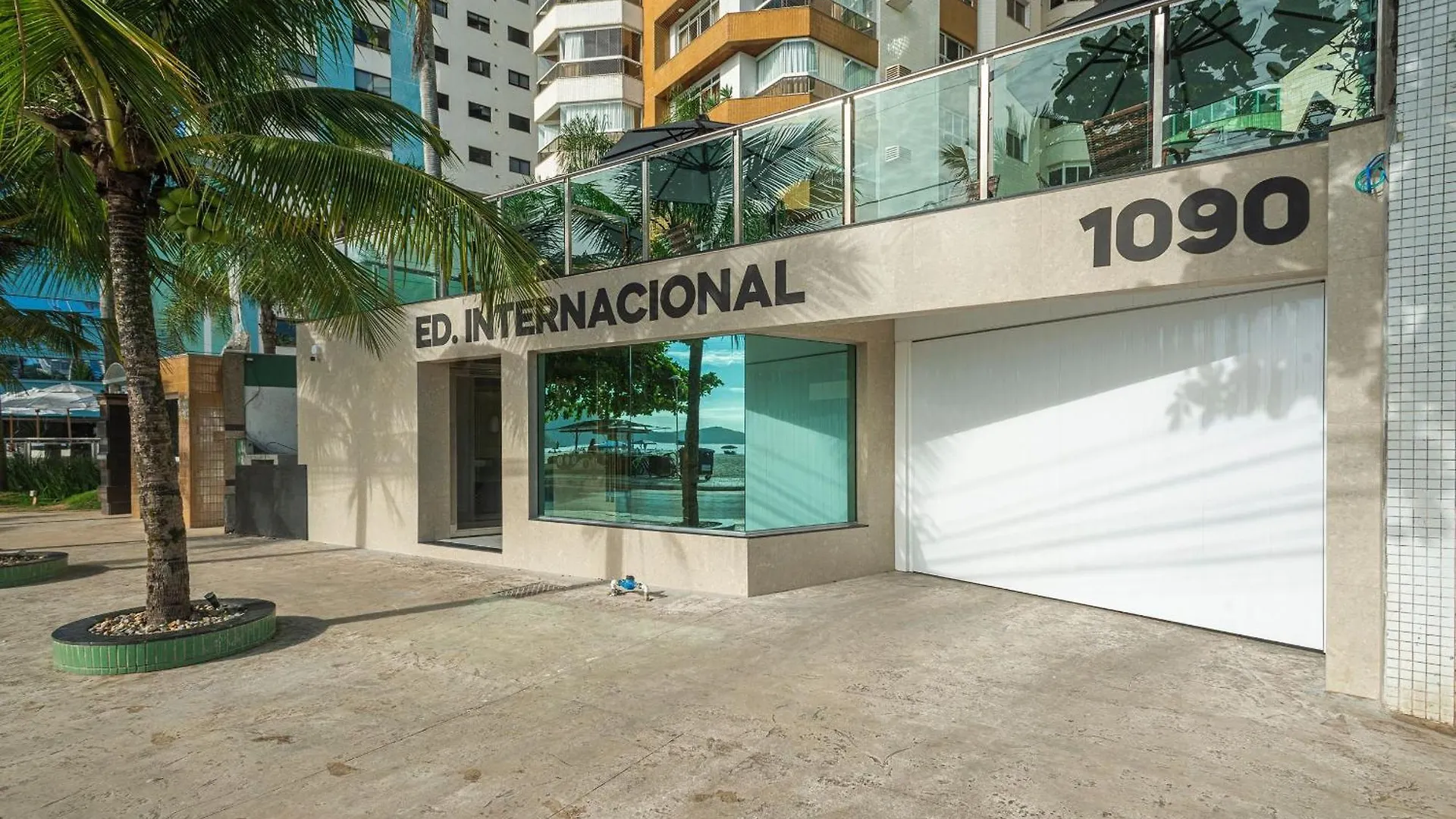 Villa Itnc013 - Avenida Atlantica | Amplo Ape Com 3Q+3Wc Balneário Camboriú 0*,  Brasile