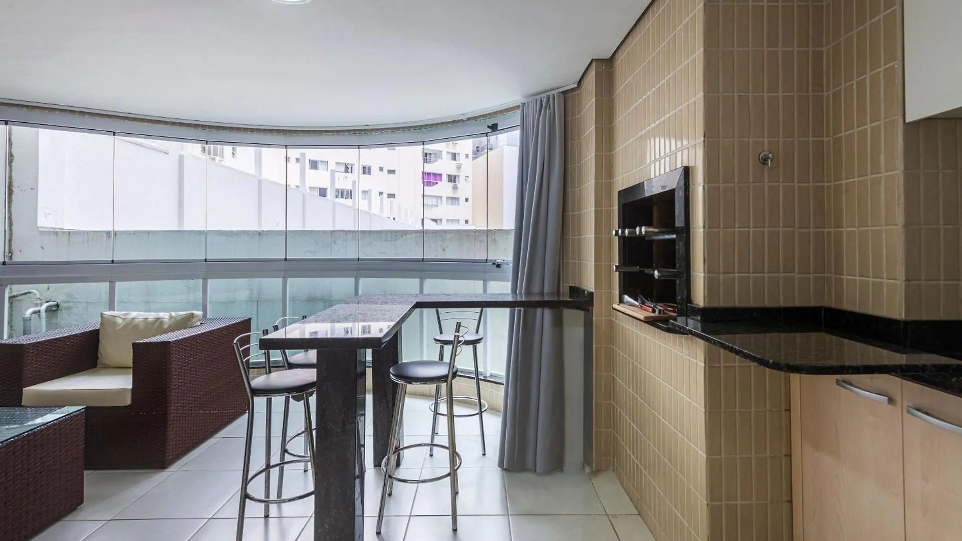 Villa Itnc013 - Avenida Atlantica | Amplo Ape Com 3Q+3Wc Balneário Camboriú Brasile